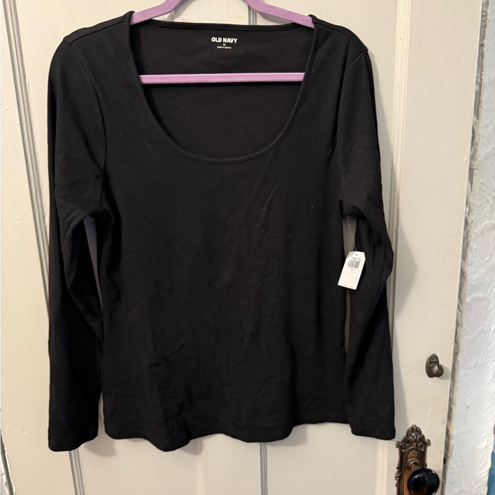 Black ribbed top